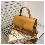 Bolso Grande de Hombro Retro con Cerradura
