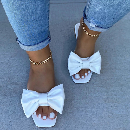Sandalias Planas con Lazo