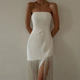 Vestido Flecos Strapless con Abertura