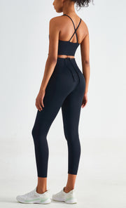 Aura motion top