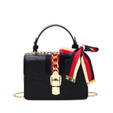 Bolso Bandolera con Pañuelo y Cadena