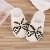 Heart bow slippers