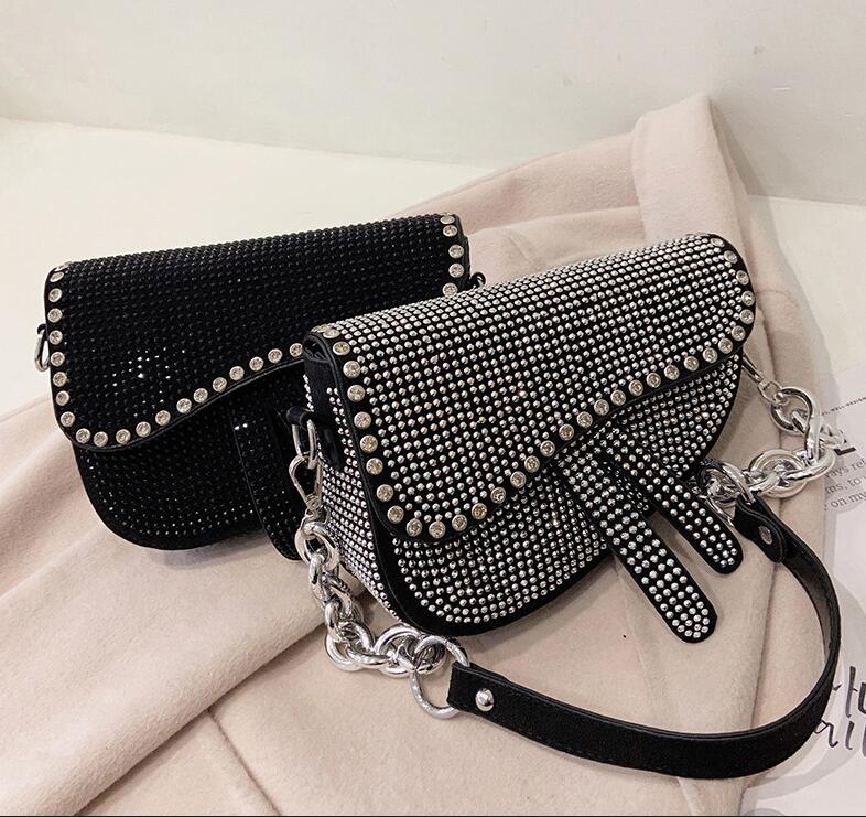 Bolso Saddle Cristales con Cadena