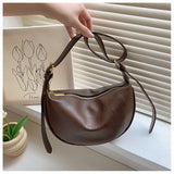 Bolso Bandolera Dumpling con Colgante