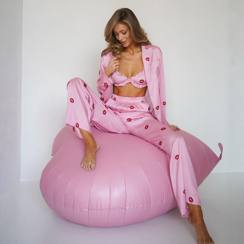 Conjunto satén estampado tres piezas
