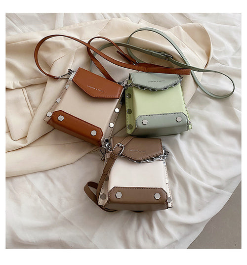 Bolso Mini Tachuelas con Cadena